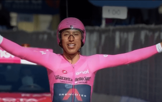 Egan Bernal es el campeón del Giro de Italia 2021