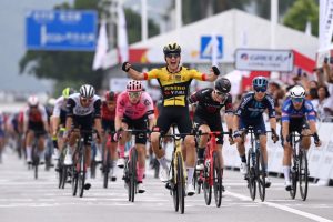 Victoria de Olav Kooij tercera etapa Tour de Guangxi