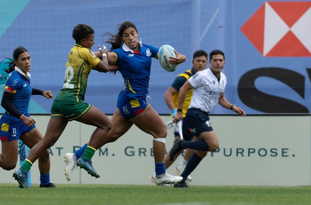 Jugadora de rugby femenino de Colombia durante un partido internacional con las Tucanes