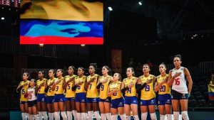 Jugadoras de voleibol en Latinoamérica durante un partido internacional
